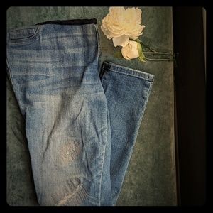 Liz Lange maternity jeggings